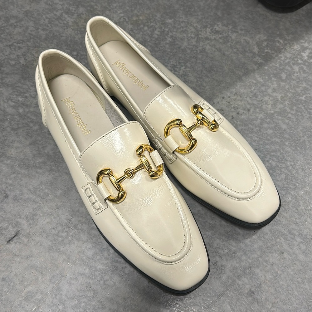 Jeffrey Campbell Velviteen Loafer Flat Slip on Horse Bit Round Toe Size 8